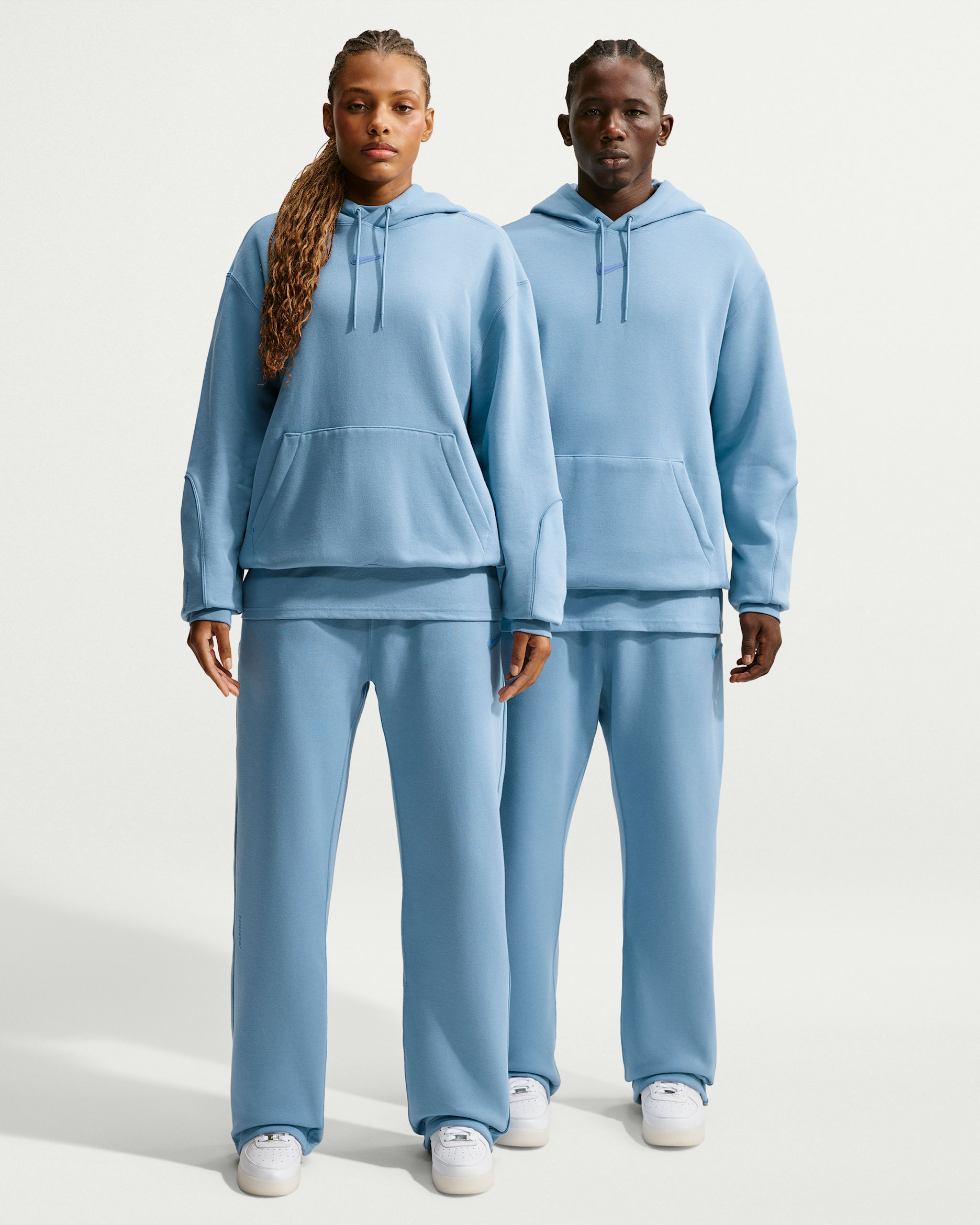 Nike NOCTA スウェットパンツ ライトブルー NOCTA NOCTA Fleece CS Open-Hem Tracksuit Bottoms. Nike SI